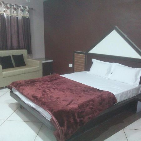 Hotel Palash Regency Bhagor Экстерьер фото